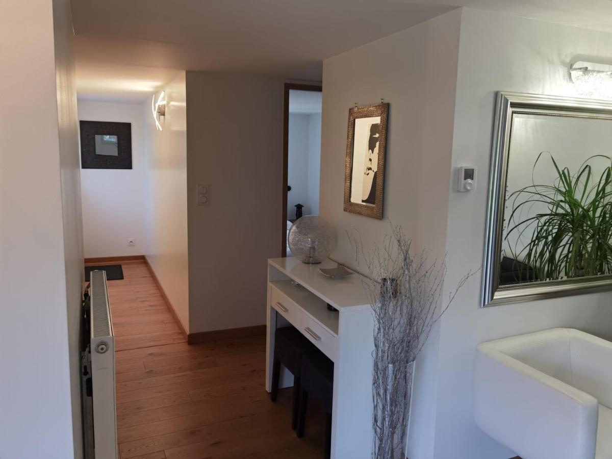 Tres Bel Appartement Avec Vue Sur Les Montagnes Saint Ismier Exterior foto