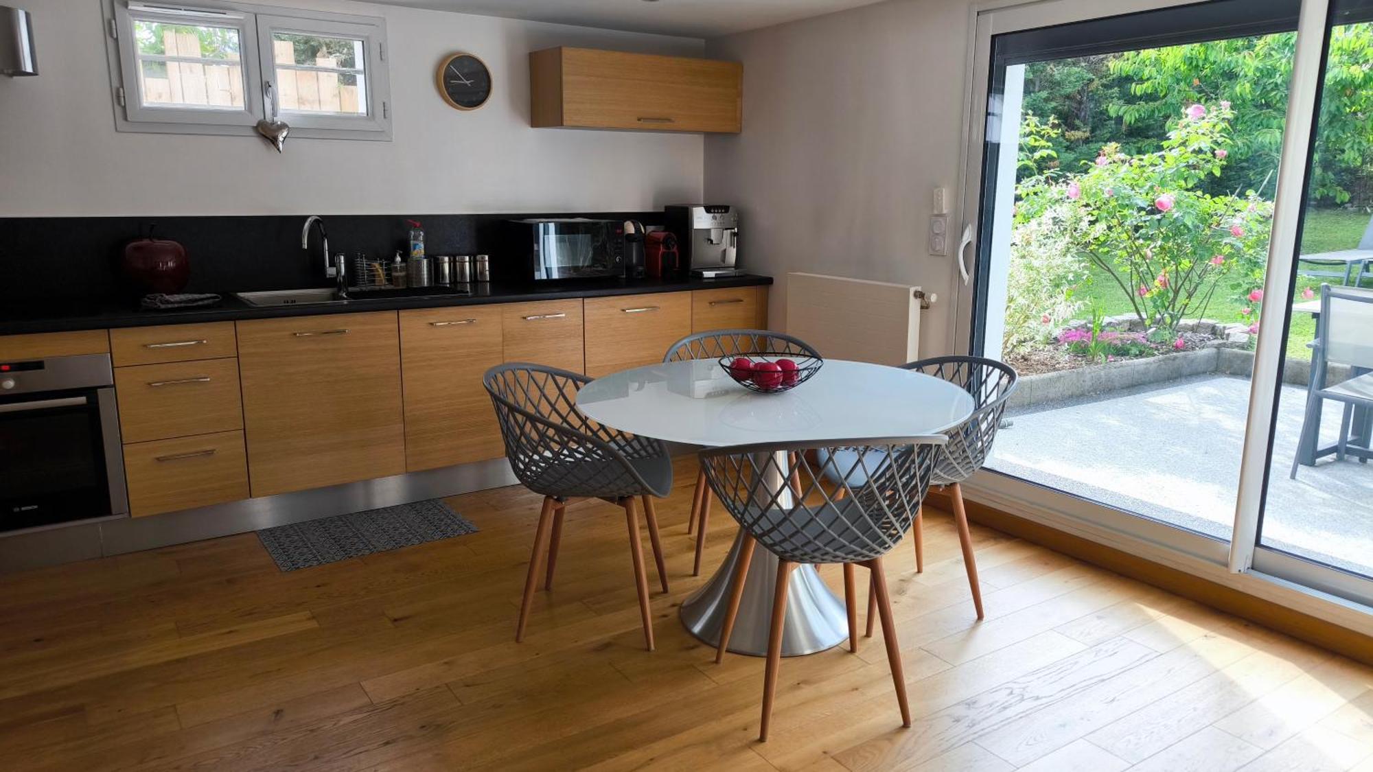 Tres Bel Appartement Avec Vue Sur Les Montagnes Saint Ismier Exterior foto